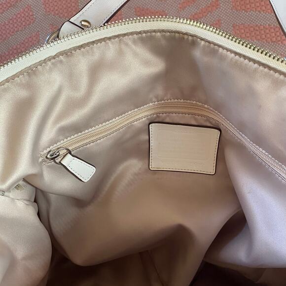 Coach Y2K Daisy Kaleidoscope Print Emma Tote Bag Pink White Large Shoulder Bag - Picture 8 of 16